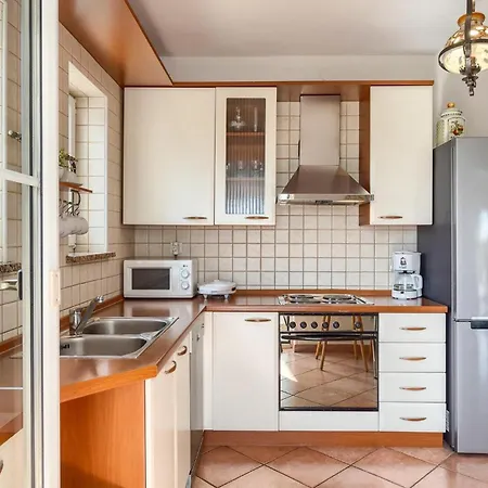 Basic Нова-Вас